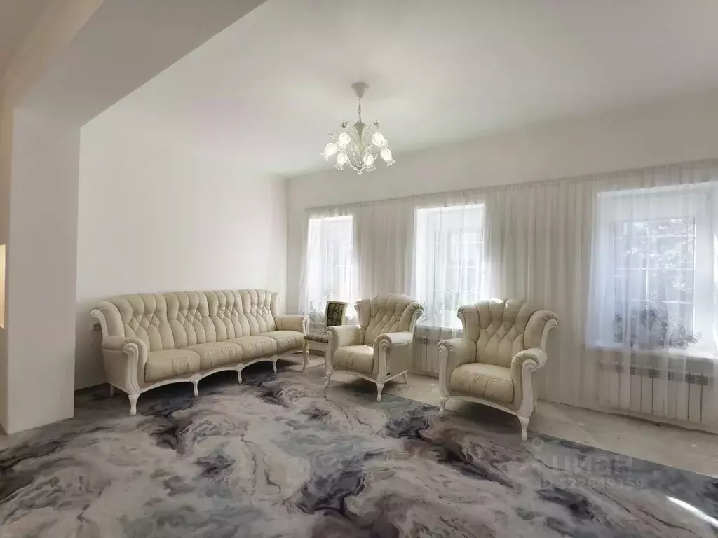 Дом в Самарская область, Сызрань Гражданская ул., 7 (98 м) - Фото 1