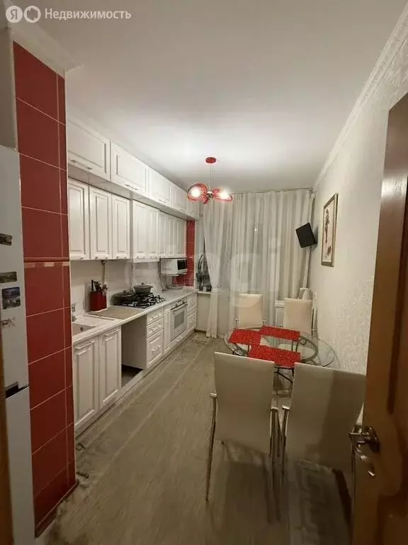 3-комнатная квартира: Симферополь, улица Маршала Жукова, 15 (65 м) - Фото 2