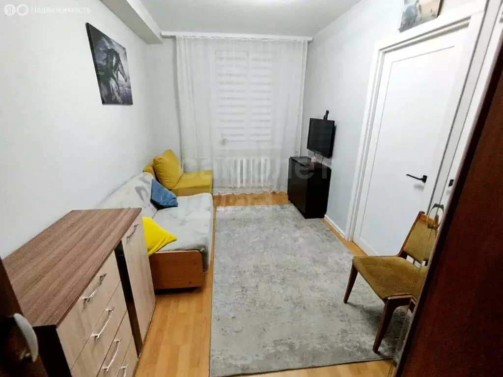 2-комнатная квартира: Оренбург, Мало-Мельничная улица, 10 (30 м) - Фото 1