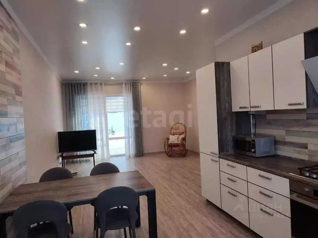 Дом в Белгородская область, Старый Оскол Мирная ул., 57А (102 м) - Фото 1