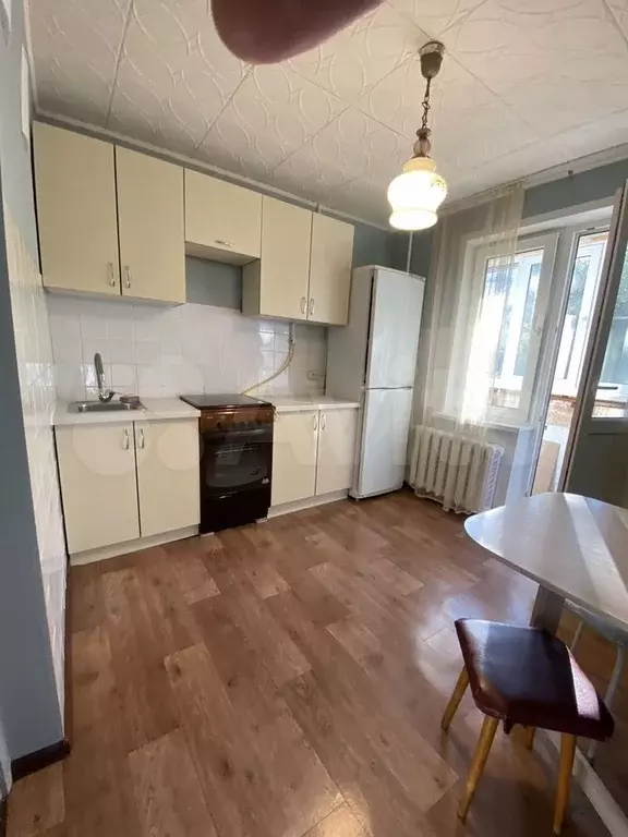 2-к. квартира, 55 м, 1/5 эт. - Фото 0