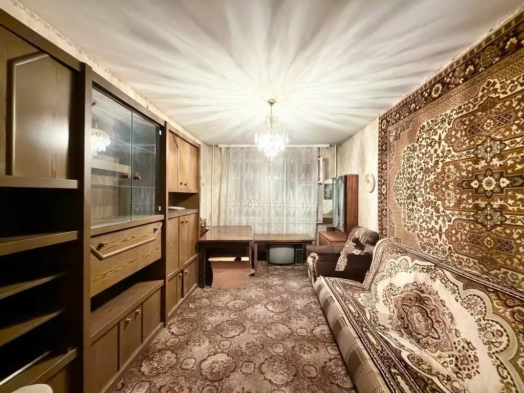 3-к кв. Челябинская область, Челябинск ул. Хохрякова, 12а (65.6 м) - Фото 1