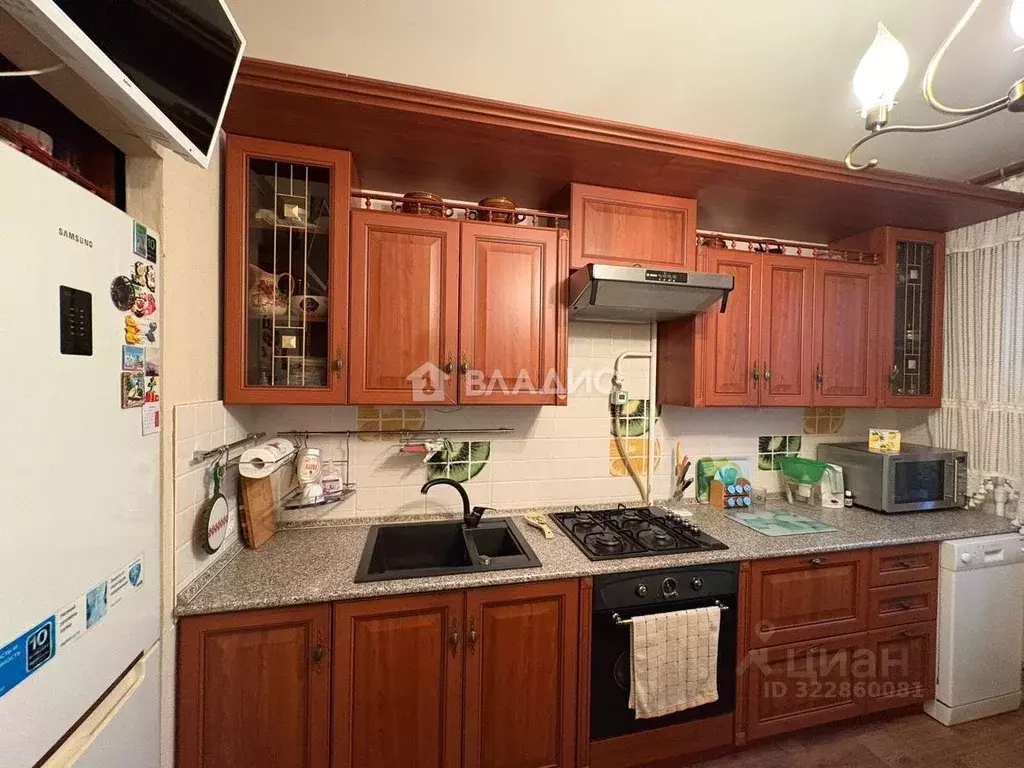 3-к кв. Волгоградская область, Волгоград бул. 30-летия Победы, 82 ... - Фото 2