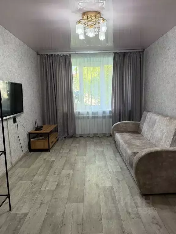 2-к кв. Башкортостан, Белорецк ул. Карла Маркса, 90 (43.0 м) - Фото 1