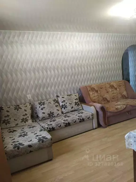 3-к кв. Липецкая область, Липецк ул. Космонавтов, 5 (65.0 м) - Фото 0