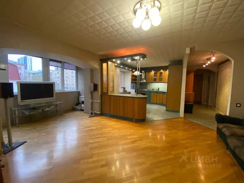 3-к кв. Самарская область, Самара ул. Мичурина, 112 (125.0 м) - Фото 2