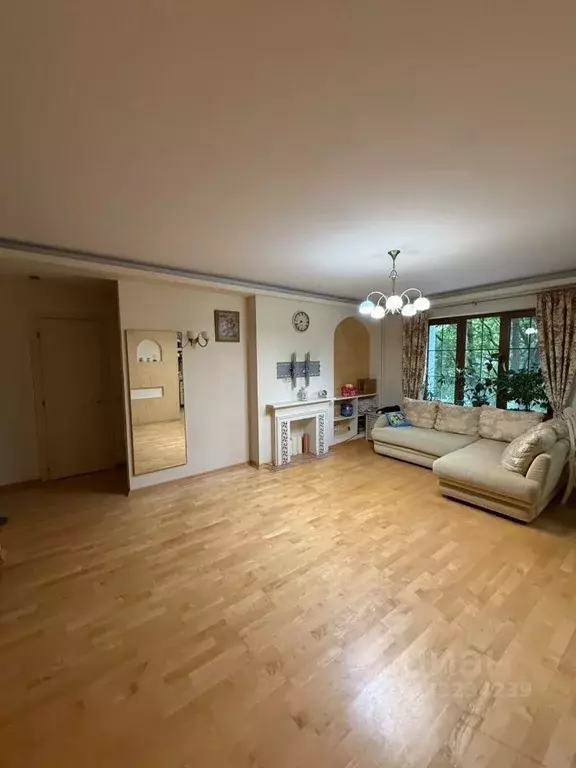 3-к кв. Москва ул. Летчика Бабушкина, 15 (62.0 м) - Фото 1