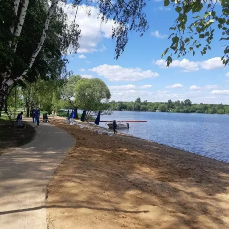 Продается 2-комнатная квартира - Фото 2