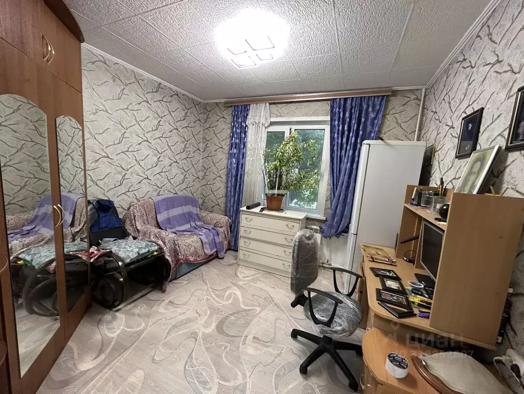 3-к кв. Курганская область, Курган Заозерный жилрайон, 6-й мкр, 11 ... - Фото 0