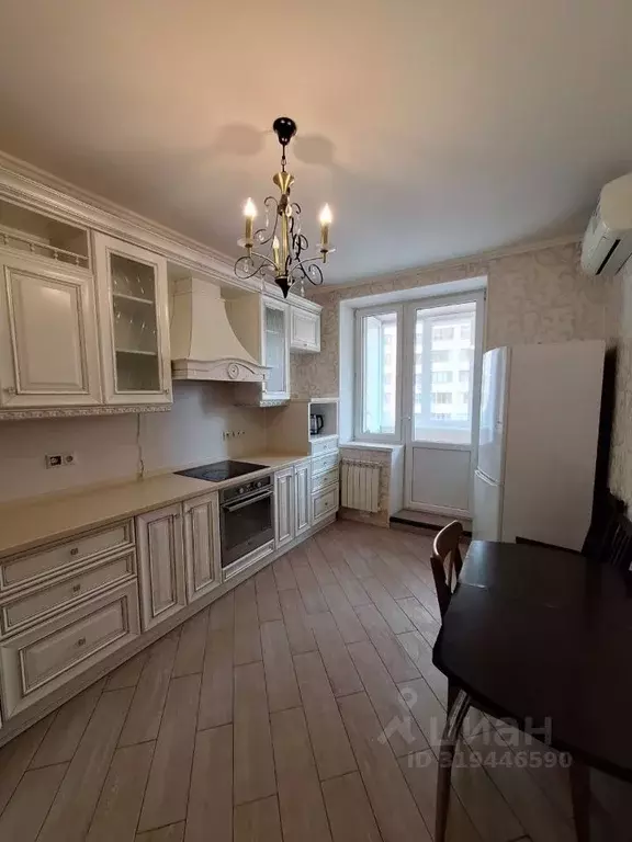 2-к кв. Московская область, Реутов Юбилейный просп., 33 (74.0 м) - Фото 0