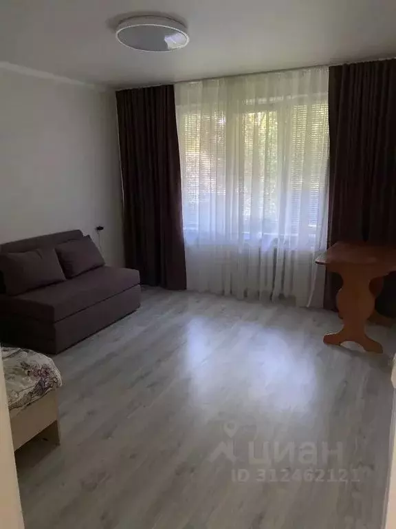 1-к кв. Татарстан, Нижнекамск ул. Кайманова, 3 (30.0 м) - Фото 0