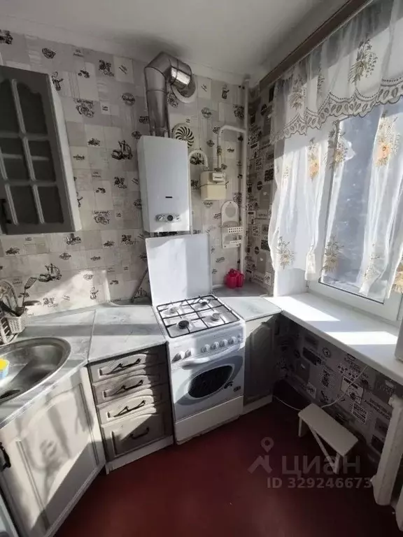 2-к кв. Ростовская область, Азов Азовский район, ул. Макаровского, 33 ... - Фото 1