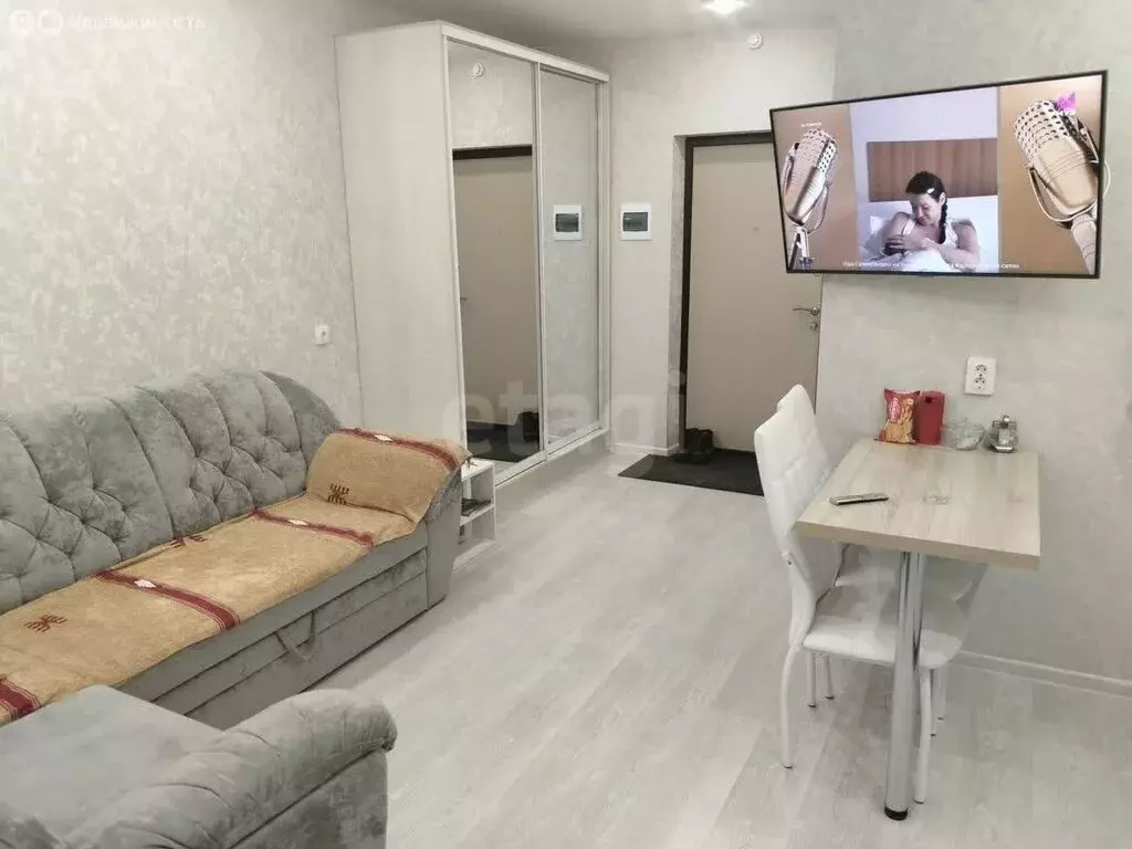 Квартира-студия: Сыктывкар, Октябрьский проспект, 222 (21.7 м) - Фото 1