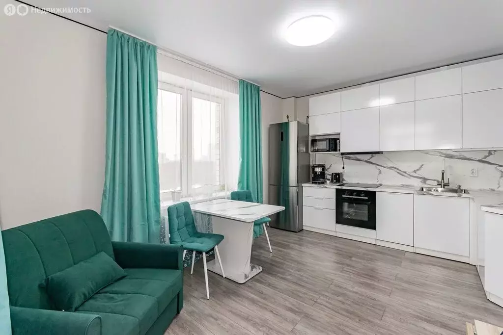 2-комнатная квартира: Екатеринбург, Ботаническая улица, 22 (68.1 м) - Фото 2