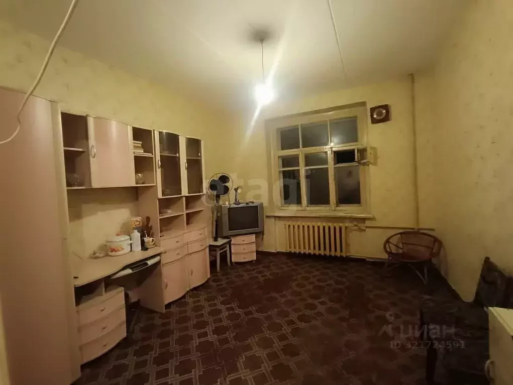 Комната Челябинская область, Озерск ул. Свердлова, 6 (13.9 м) - Фото 0