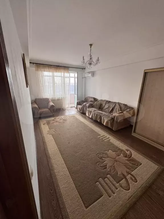 1-к. квартира, 52 м, 3/6 эт. - Фото 0