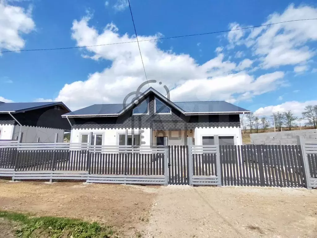 Дом 220 м на участке 10 сот. - Фото 1