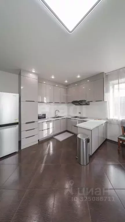 Дом в Иркутская область, Иркутск ул. Шевцова, 68 (252 м) - Фото 1