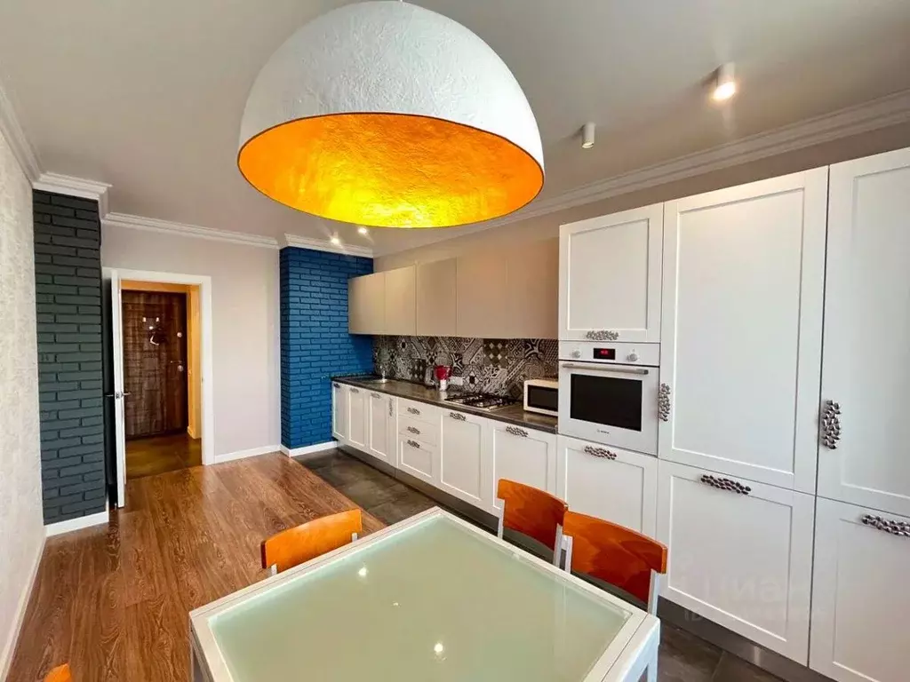 2-к кв. Крым, Симферополь ул. Тургенева, 11Б (66.0 м) - Фото 1