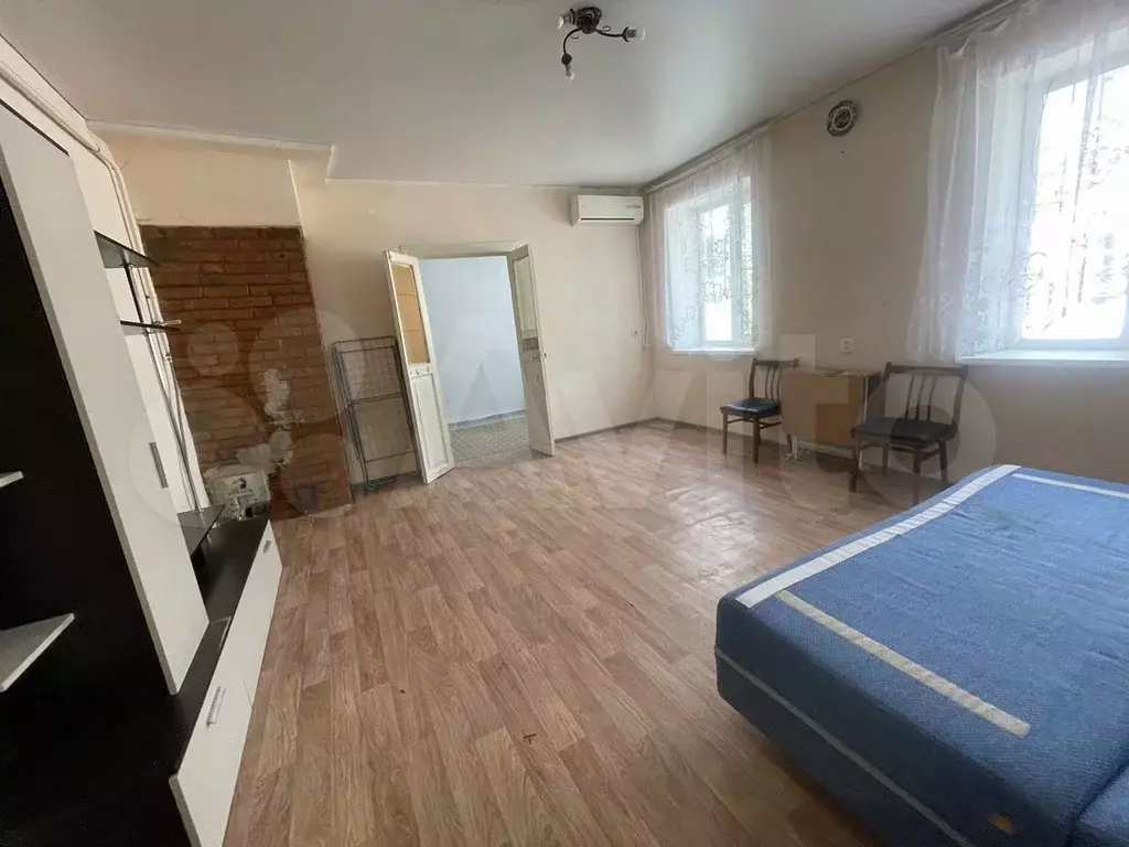 Комната 20 м в 2-к., 2/2 эт. - Фото 1