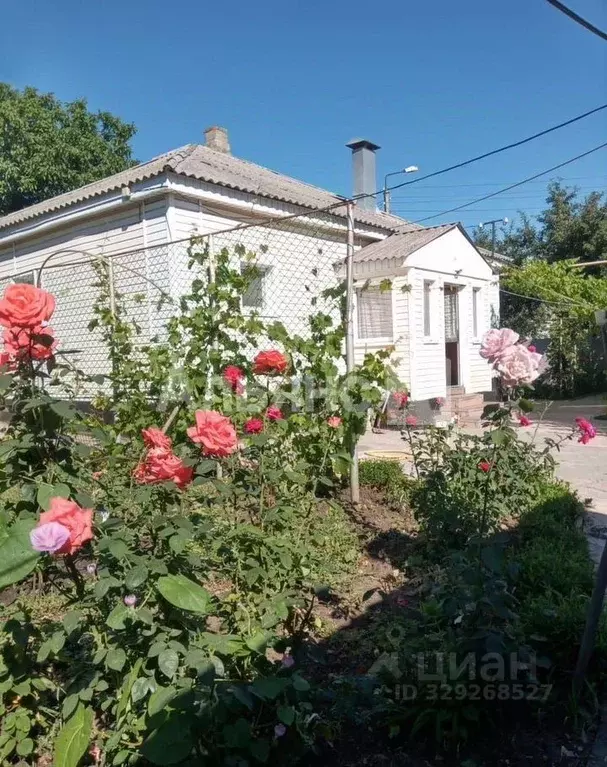 Дом в Ростовская область, Донецк ул. Танкистов (72 м) - Фото 1