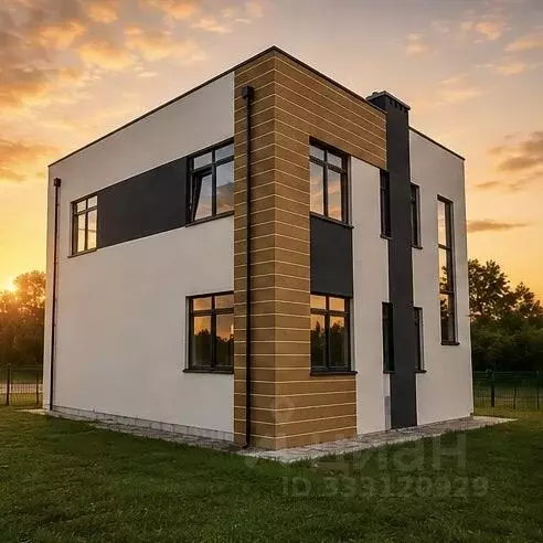 Дом в Калининградская область, Калининград Поселковая ул., 56Д (220 м) - Фото 1