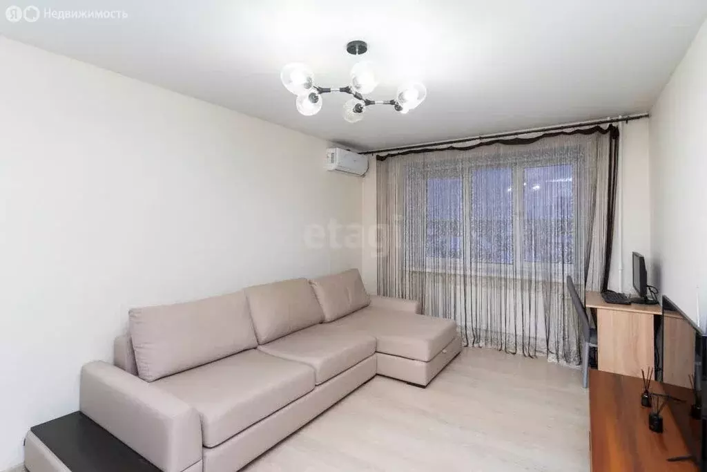 1-комнатная квартира: Тюмень, Малая Боровская улица, 5 (43 м) - Фото 2