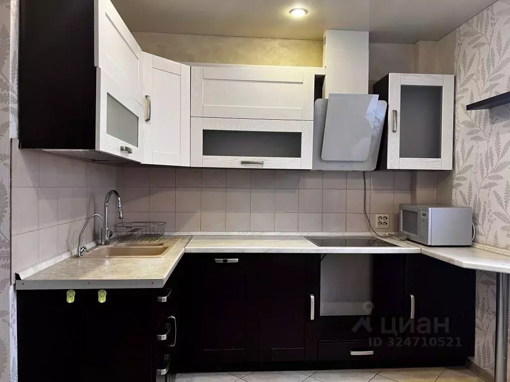 2-к кв. Брянская область, Брянск ул. Крахмалева, 49/2 (64.5 м) - Фото 2