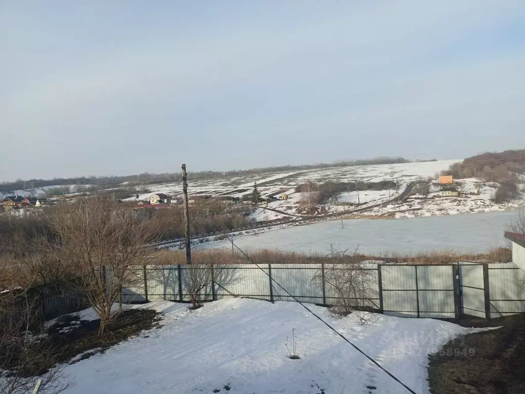 Дом в Курская область, Золотухинский район, Дмитриевский сельсовет, д. ... - Фото 2