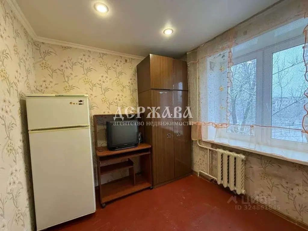 1-к кв. Белгородская область, Старый Оскол Горняк мкр, 10 (12.5 м) - Фото 1