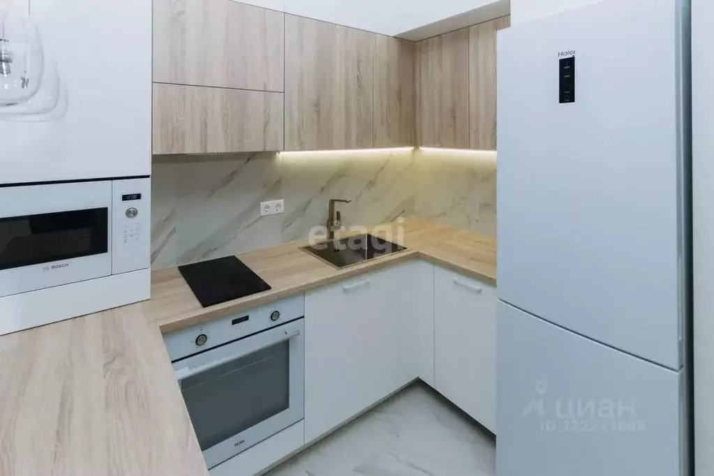 Студия Тюменская область, Тюмень ул. Николая Машарова, 2 (30.0 м) - Фото 1