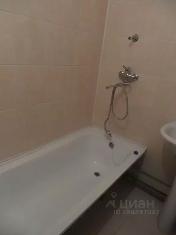 2-к кв. Алтайский край, Барнаул ул. Никитина, 133 (54.0 м) - Фото 1