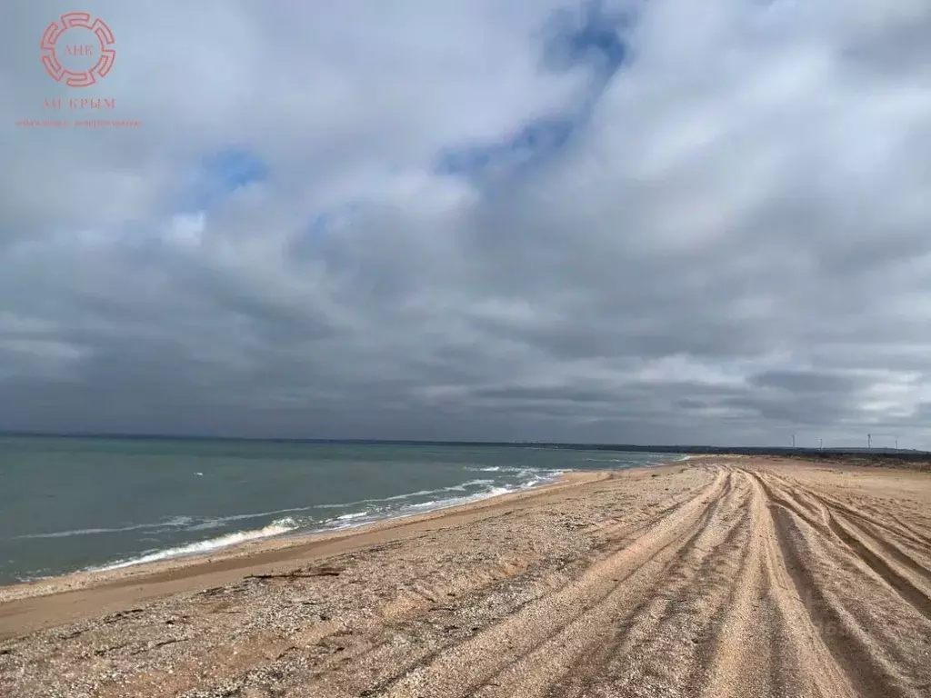 Участок в Крым, Ленинский район, с. Останино ул. Воронежская (8.65 ... - Фото 1