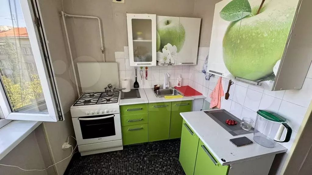 2-к. квартира, 45 м, 5/5 эт. - Фото 0
