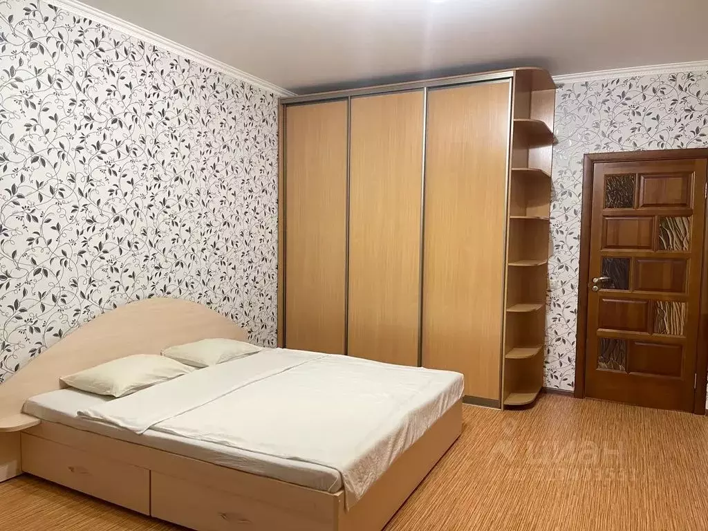 1-к кв. Татарстан, Казань ул. Адоратского, 1 (93.0 м) - Фото 0