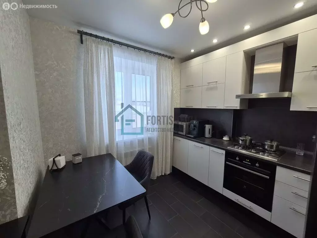 2-комнатная квартира: посёлок Карачиха, Радужный переулок, 1 (59.4 м) - Фото 1