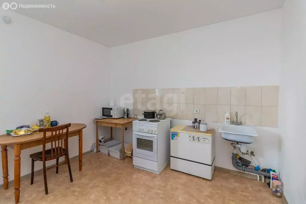 2-комнатная квартира: Тюмень, улица Республики, 204к14 (60.9 м) - Фото 1