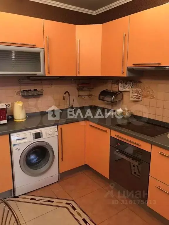 3-к кв. Белгородская область, Белгород ул. Щорса, 36а (73.1 м) - Фото 1