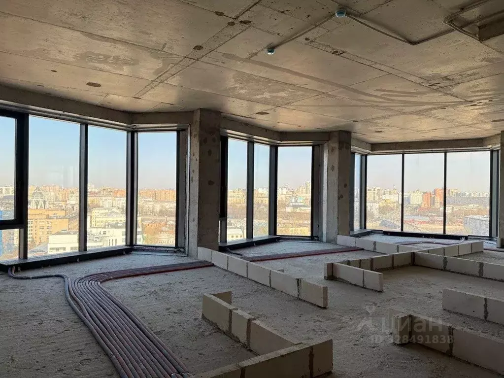 4-к кв. Москва Летниковская ул., 11к1 (130.4 м) - Фото 1