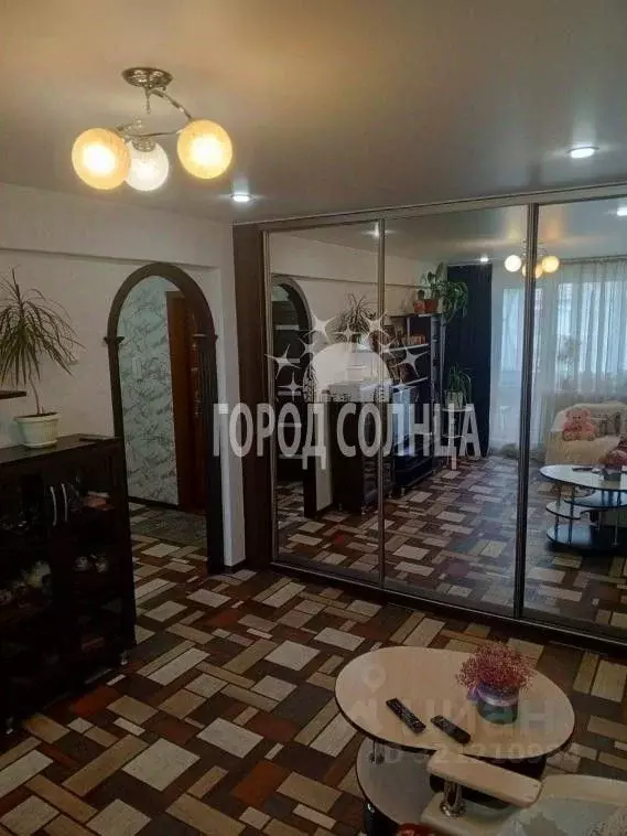 1-к кв. Омская область, Омск Московка-2 мкр, ул. Шакурова, 10 (35.1 м) - Фото 0