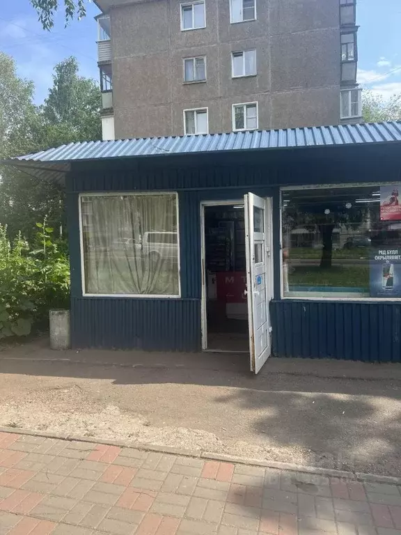 Торговая площадь в Кировская область, Киров ул. Чапаева, 22 (30 м) - Фото 0