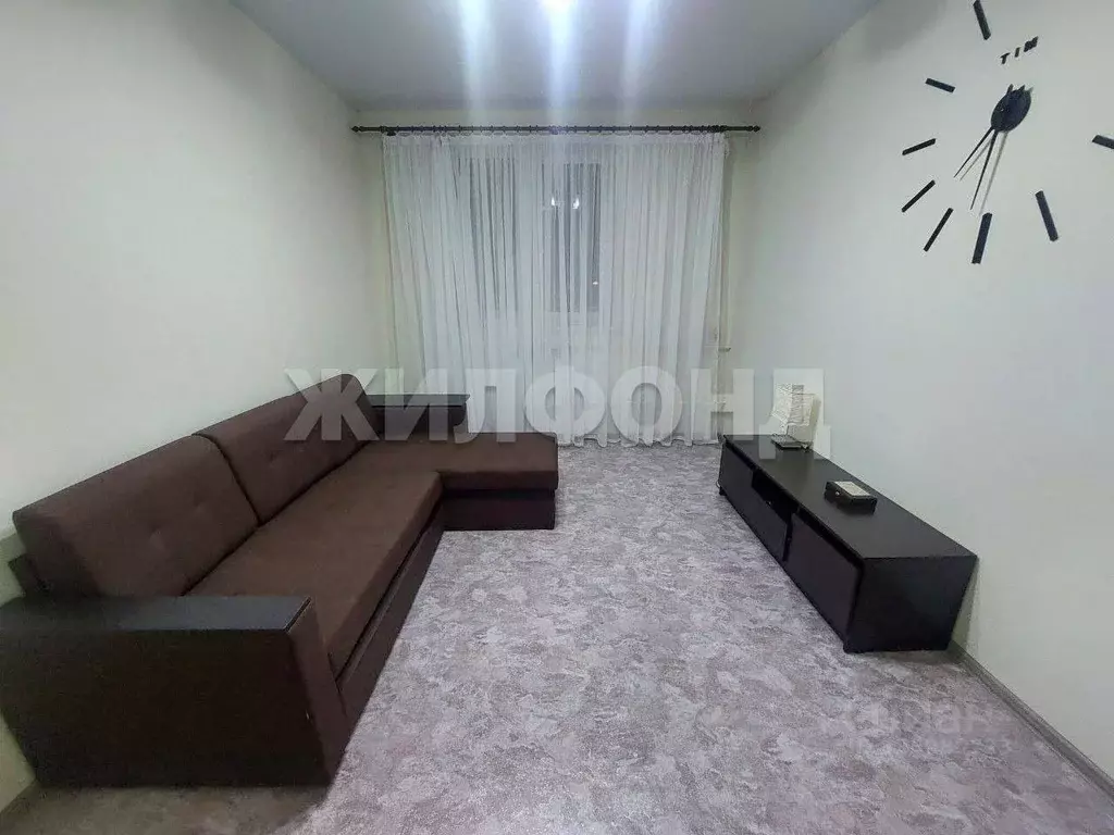 Комната Ханты-Мансийский АО, Когалым Набережная ул., 61 (45.0 м) - Фото 1