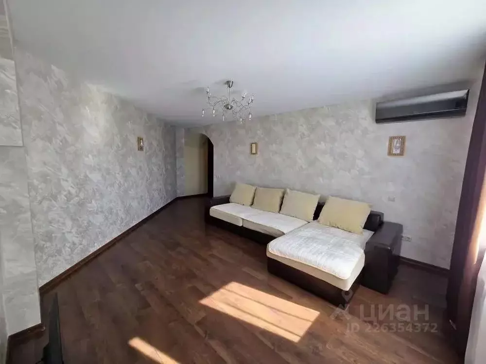 1-к кв. Саратовская область, Саратов ул. Усть-Курдюмская, 1 (50.0 м) - Фото 2