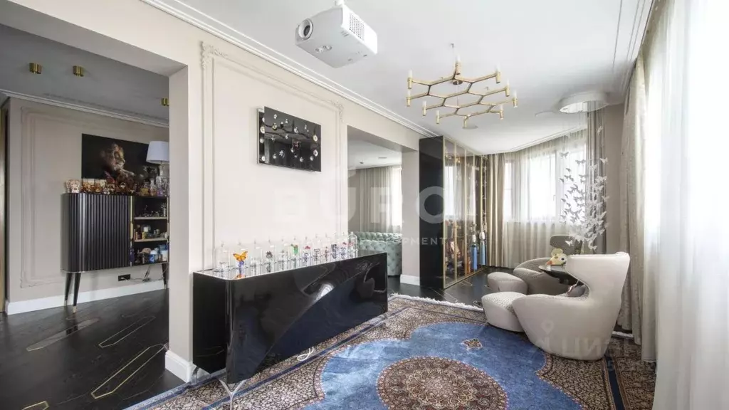3-к кв. Москва ул. Толбухина, 11К2 (156.4 м) - Фото 0