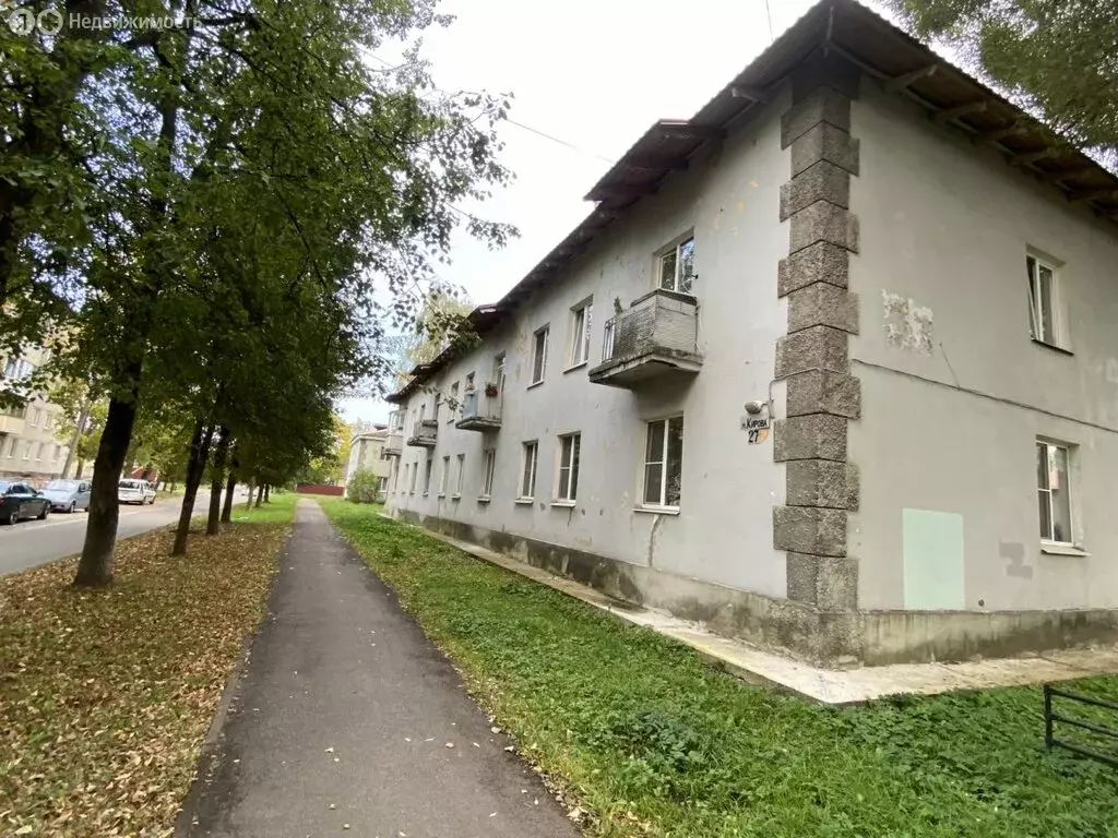 2-комнатная квартира: Кировск, улица Кирова, 27 (44 м) - Фото 0