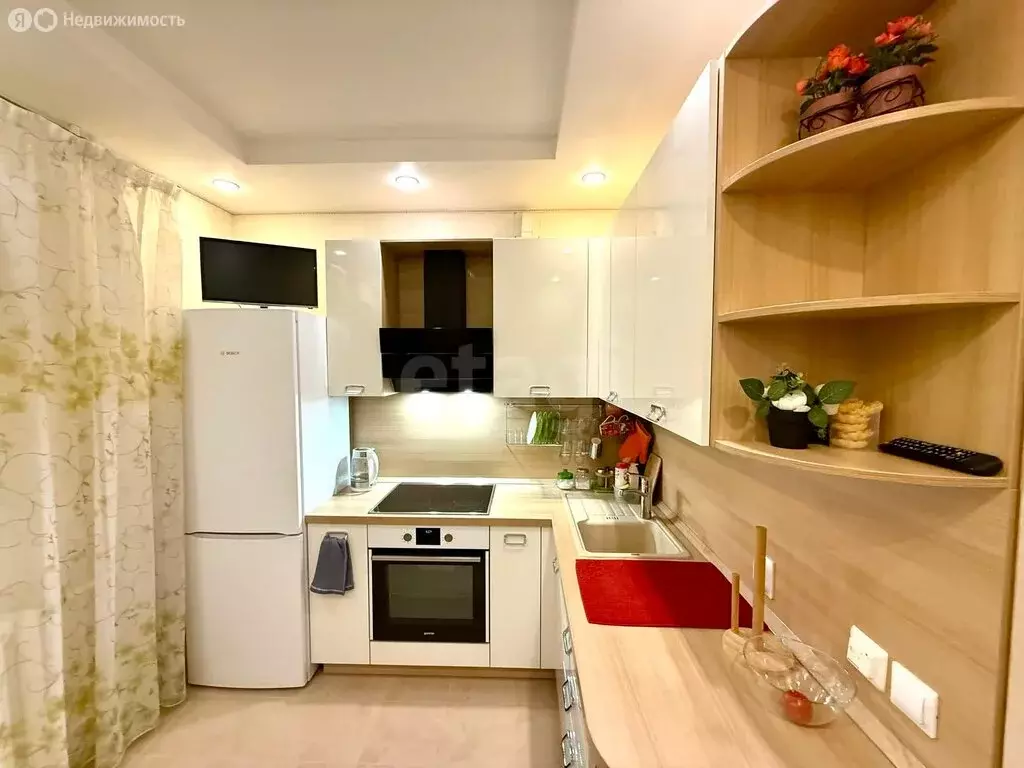 2-комнатная квартира: Сыктывкар, Коммунистическая улица, 75/2 (50 м) - Фото 1