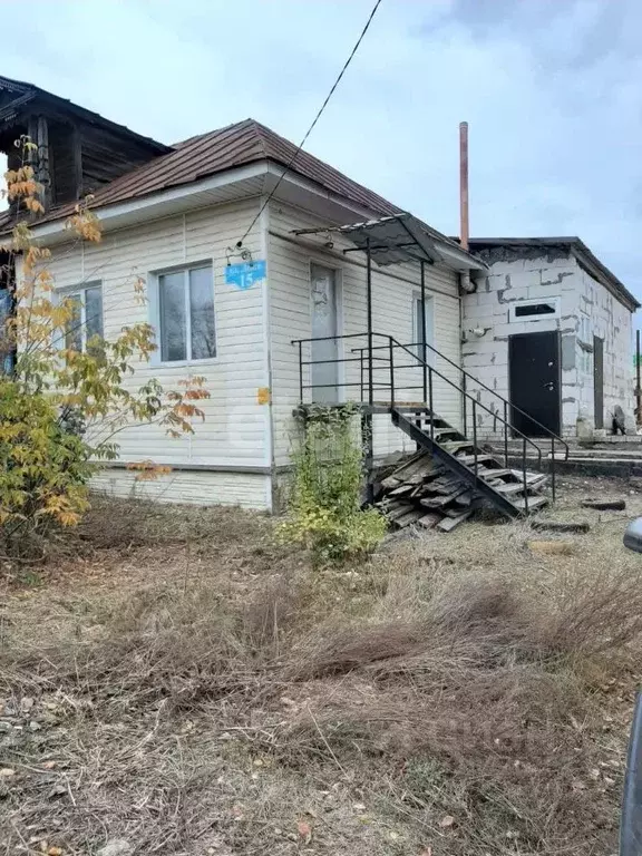 Дом в Нижегородская область, Навашино ул. Лепсе, 15 (110 м) - Фото 0