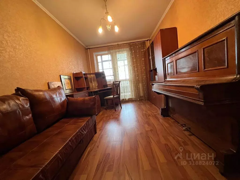 3-к кв. Москва Миклухо-Маклая ул., 38 (80.0 м) - Фото 0