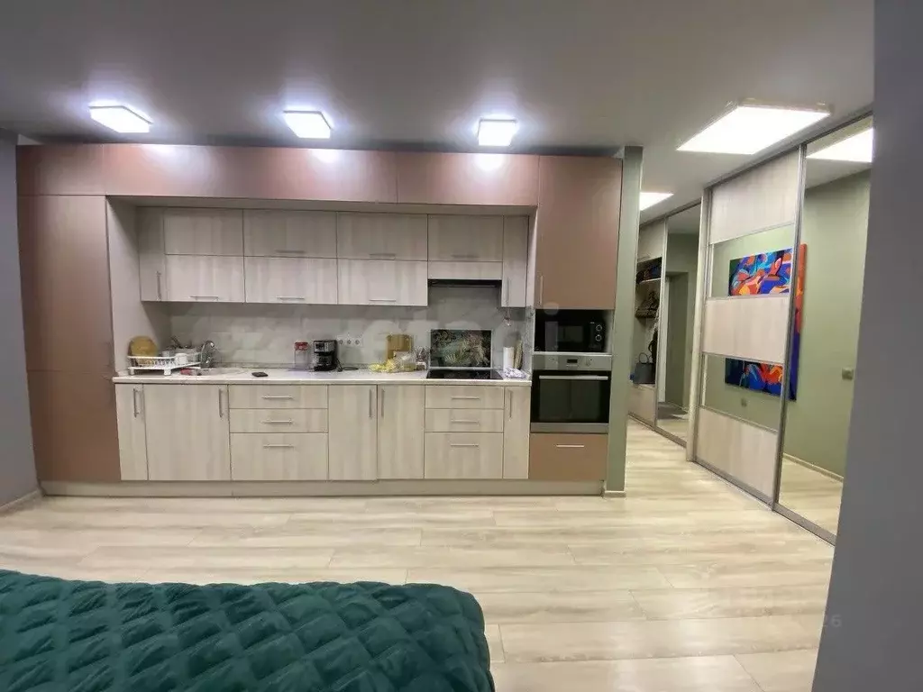 Студия Белгородская область, Белгород ул. Семейная, 25 (30.6 м) - Фото 1