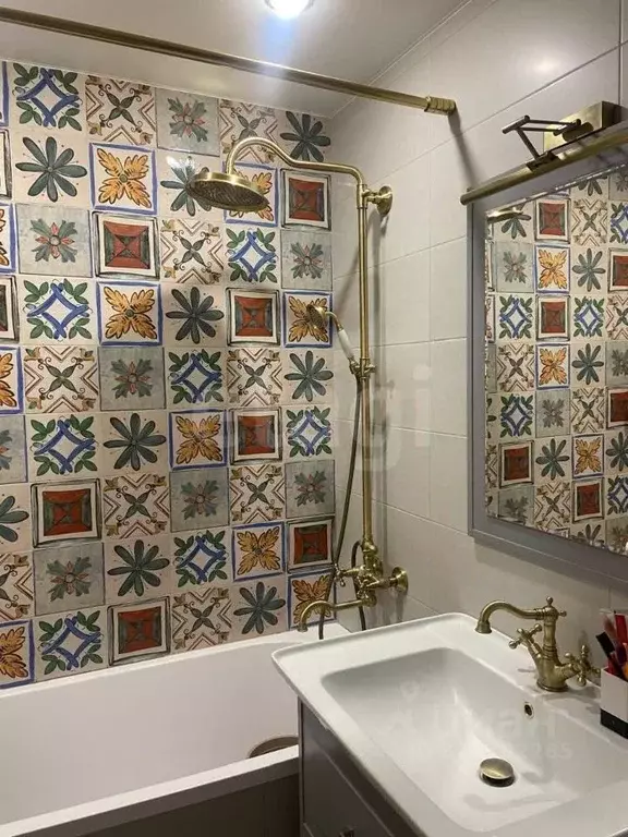 2-к кв. Северная Осетия, Владикавказ ул. Братьев Темировых, 68/2 (43.0 ... - Фото 1